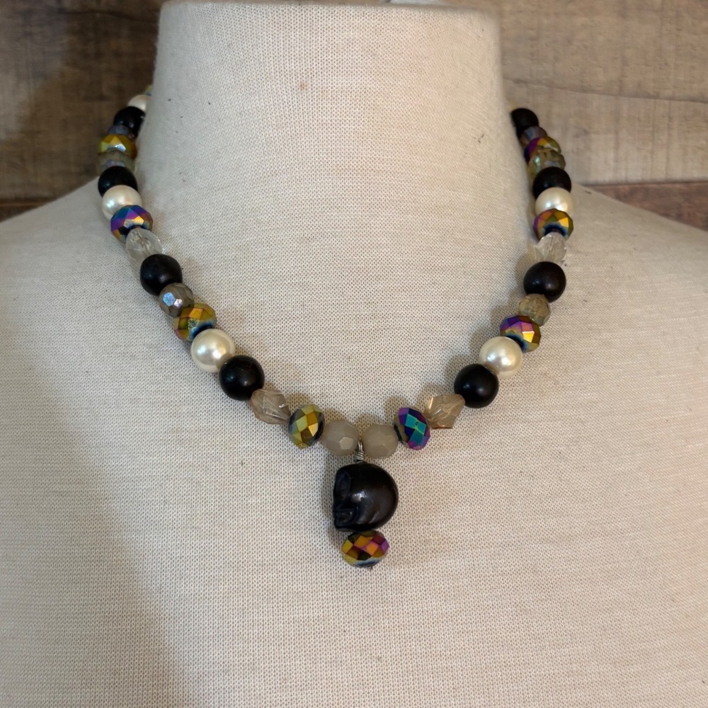 Black Skull Pendant Beaded Necklace Iridescent Faux Pearl Goth Statement
